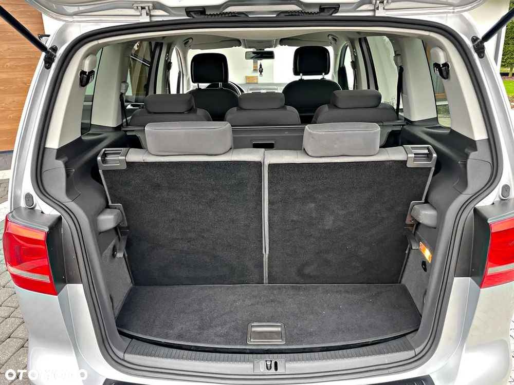 Volkswagen Touran 1.6 TDI DPF BlueMotion Technology Comfortline - 27