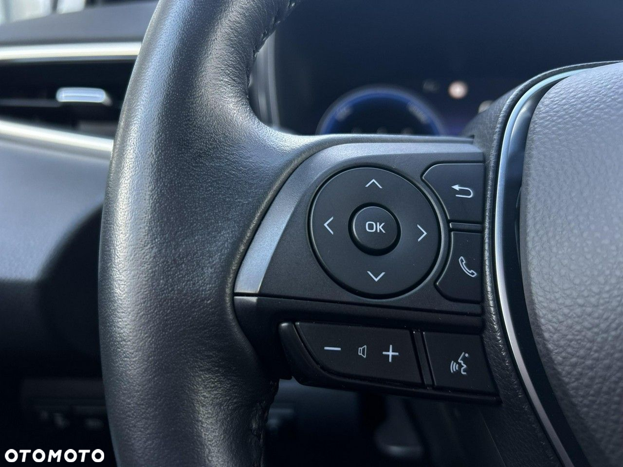 Toyota Corolla - 12