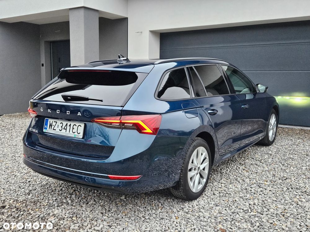 Skoda Octavia 2.0 TDI SCR Ambition DSG - 35