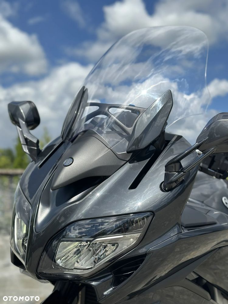 Yamaha FJR - 34