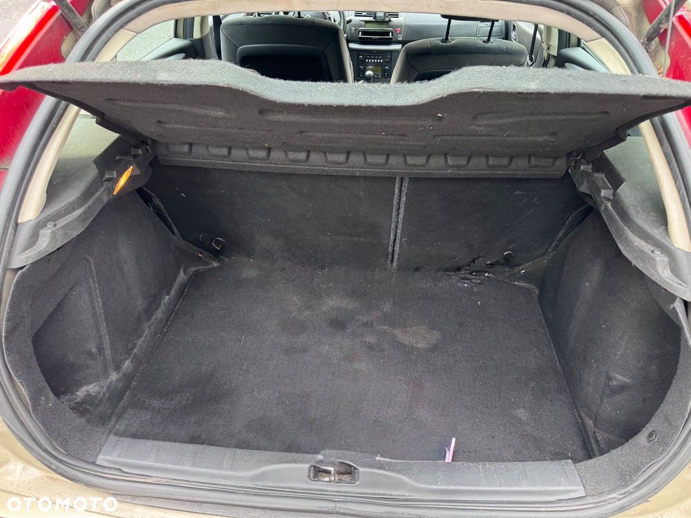 Citroën C4 1.6 HDi Impress - 8