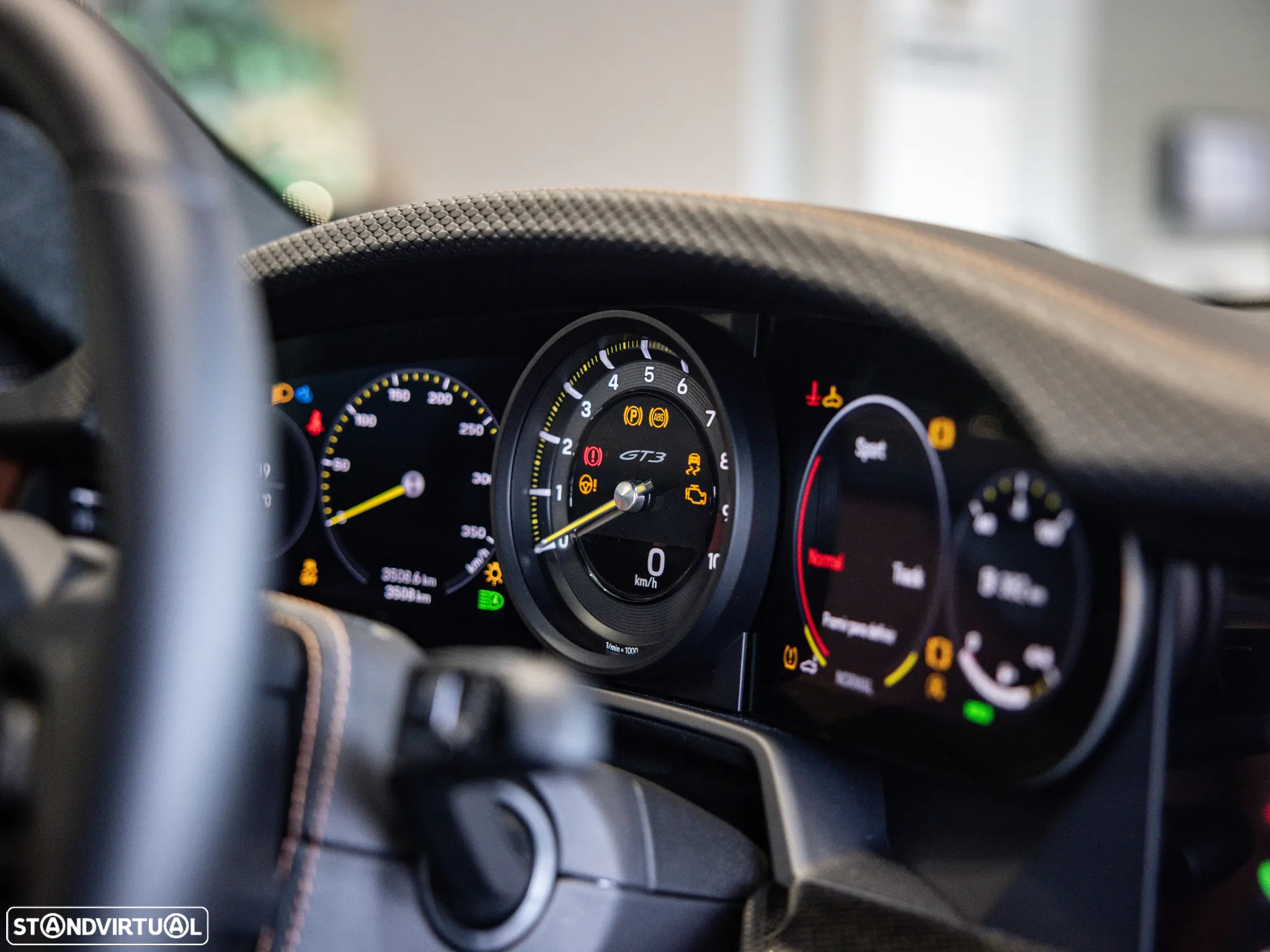 Porsche 911 (992) GT3 Touring Package - 40
