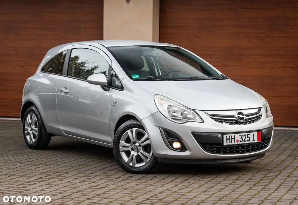 Opel Corsa 1.4 16V Selection 110 Jahre - 2