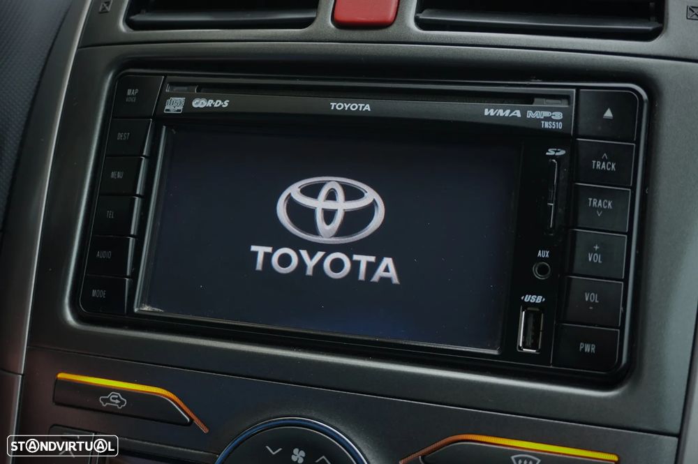 Toyota Auris 1.4 D-4D Comfort+Navi - 28