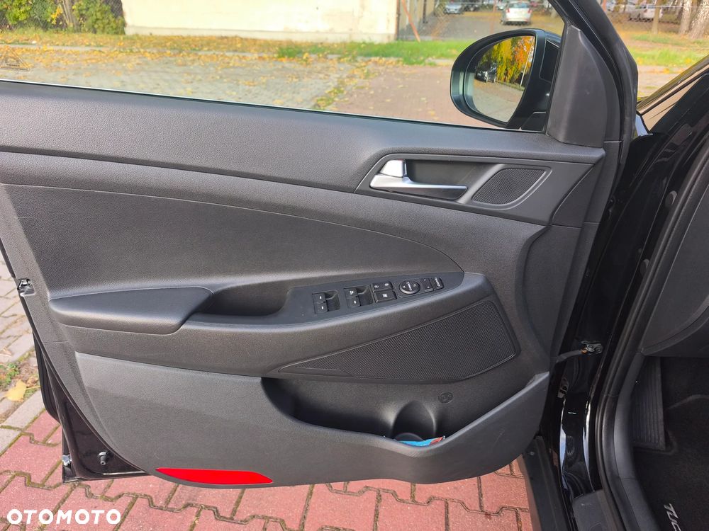 Hyundai Tucson 2.0 CRDI 4WD Automatik Style - 21