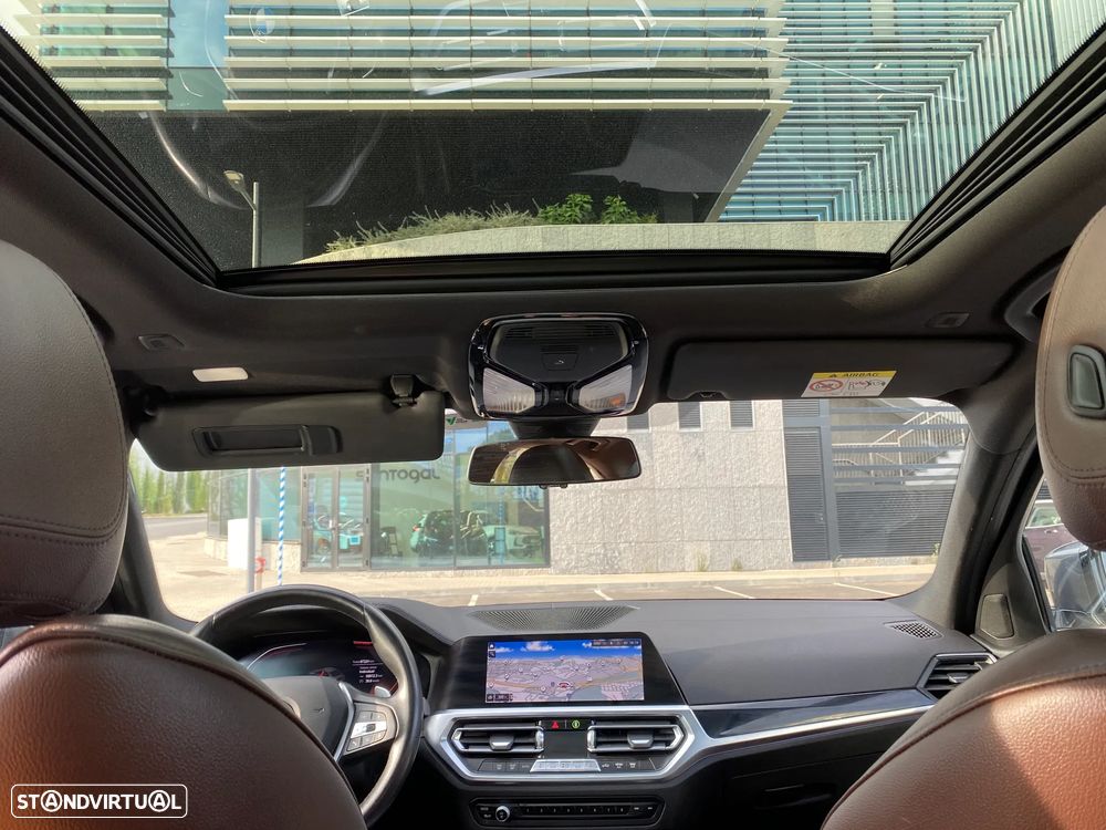 BMW 320 d Line Luxury Auto - 14