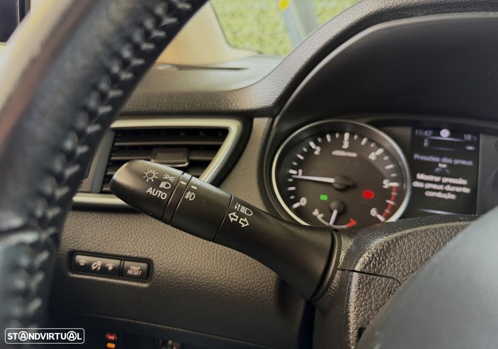 Nissan Qashqai 1.5 dCi Tekna - 26