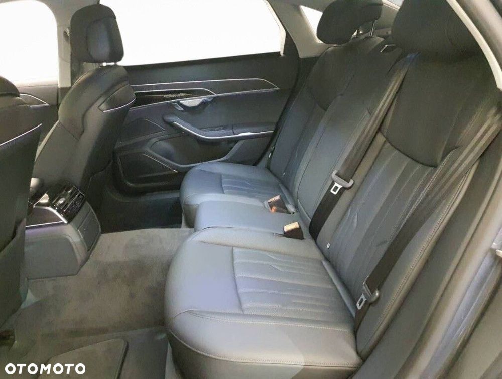 Audi A8 - 5