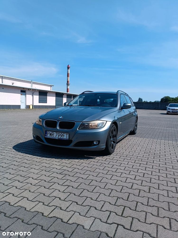 BMW Seria 3 318i - 2
