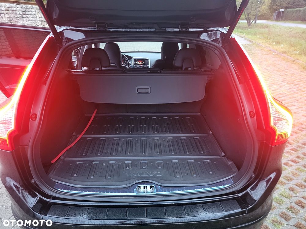Volvo XC 60 - 6