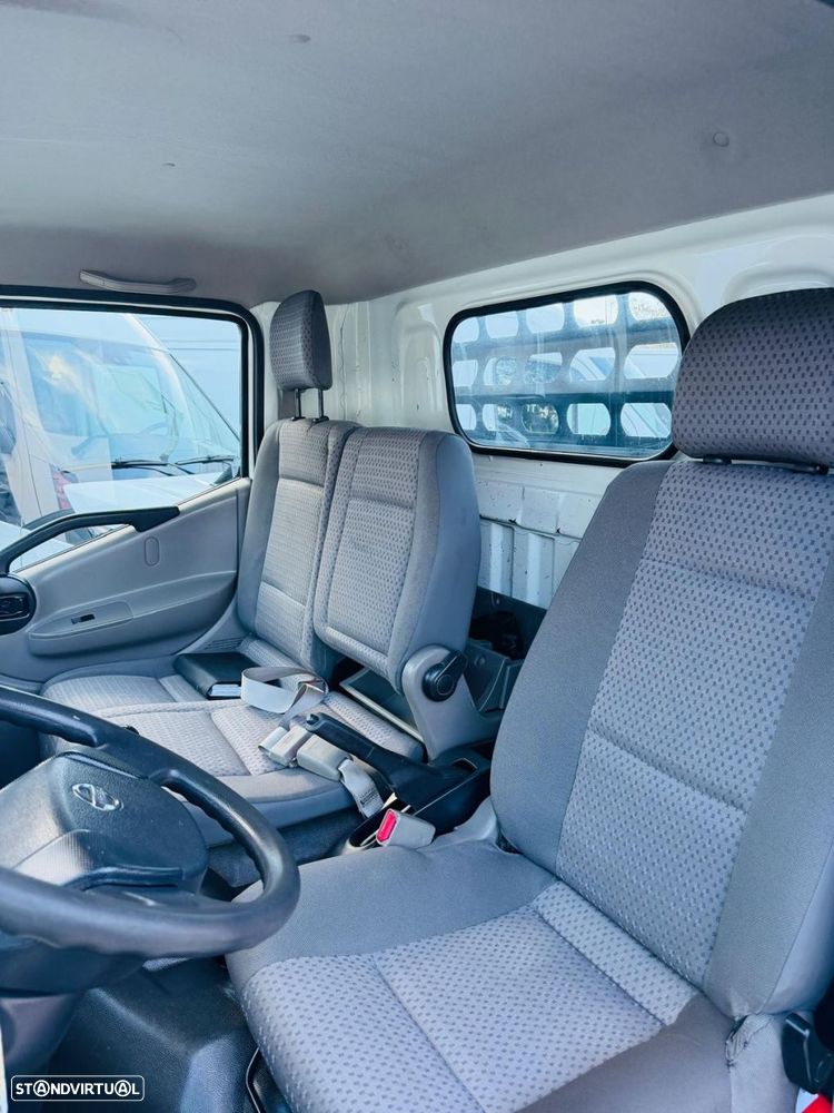 Nissan Cabstar Tribasculante - 12