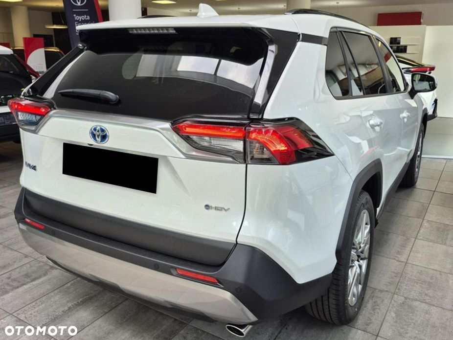 Toyota RAV4 - 4