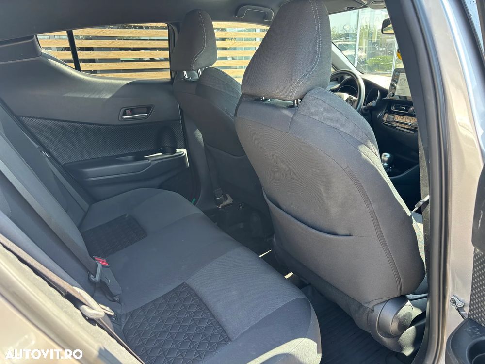 Toyota C-HR 2.0 HSD 184 CP 4x2 CVT C-ult Style - 10