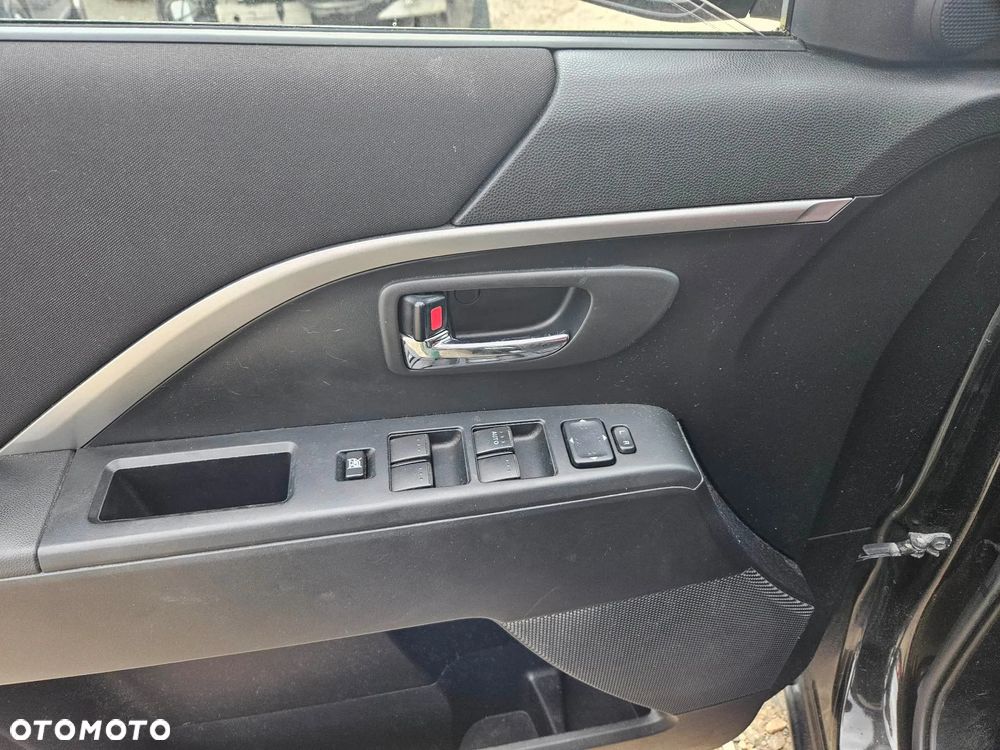 Mazda 5 1.6 CD Exclusive + - 13