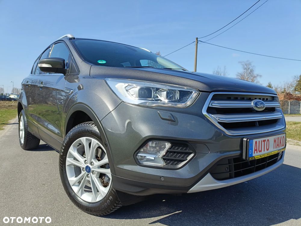 Ford Kuga 1.5 EcoBoost 2x4 Titanium - 16