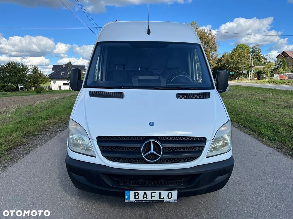 Mercedes-Benz Sprinter - 6