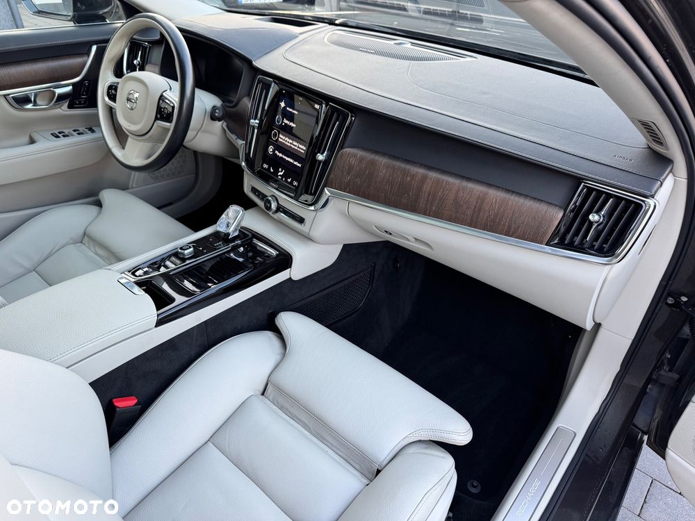 Volvo V90 T8 Twin Engine AWD Geartronic Inscription - 21