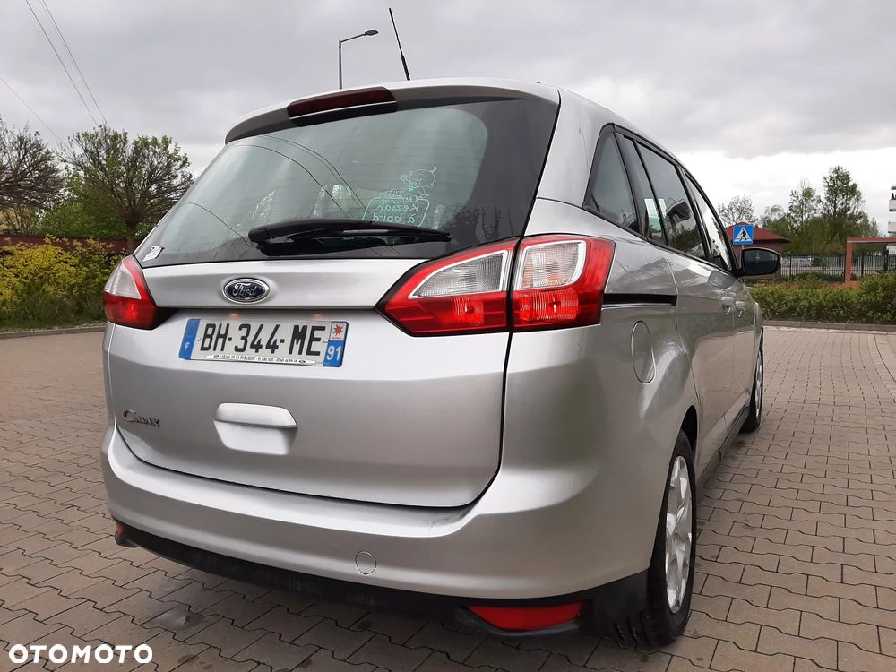 Ford Grand C-MAX - 5