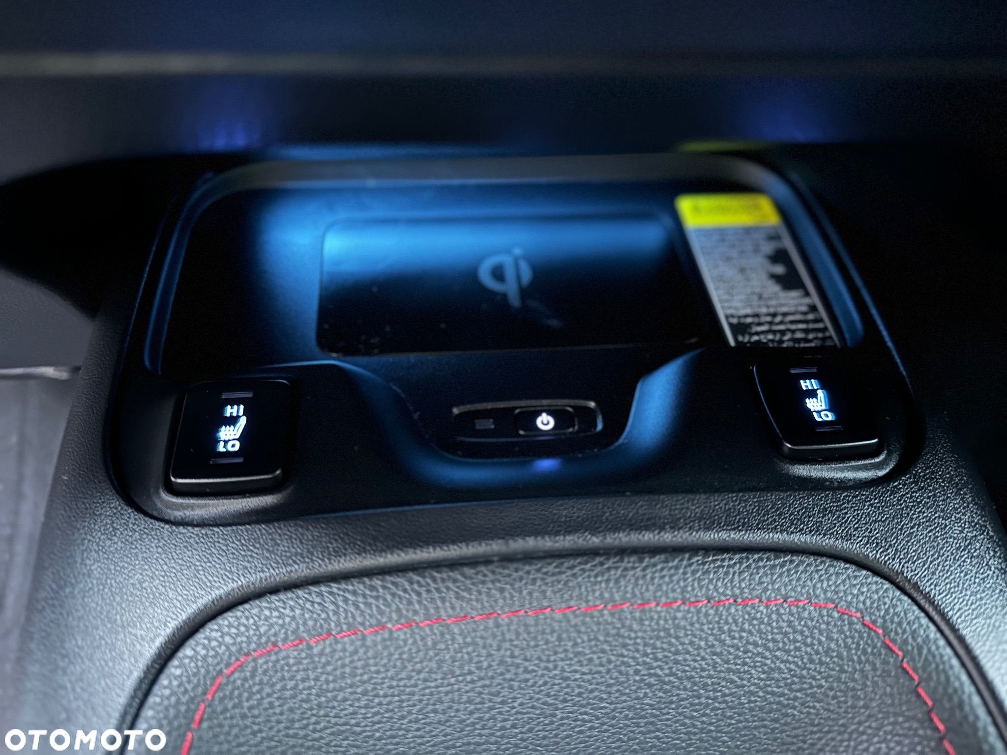 Toyota Corolla 2.0 Hybrid Executive - 30