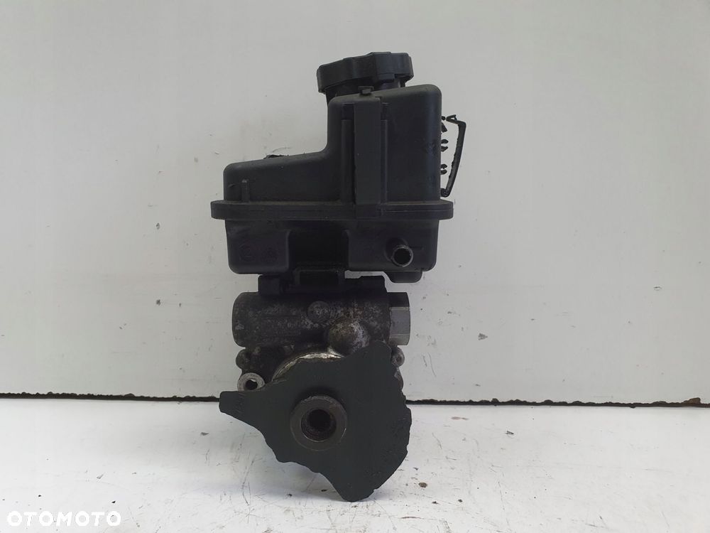 Mercedes Sprinter 906 2.2 CDI POMPA WSPOMAGANIA A0064667801 - 1