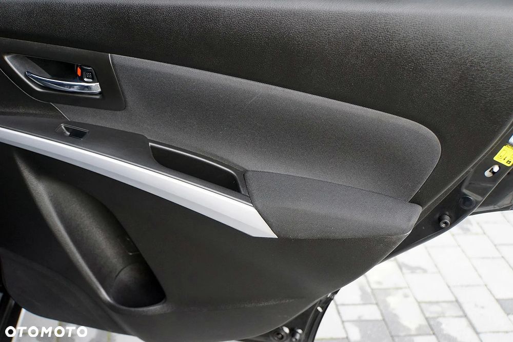 Suzuki SX4 S-Cross 1.6 Premium Plus 4WD CVT - 35