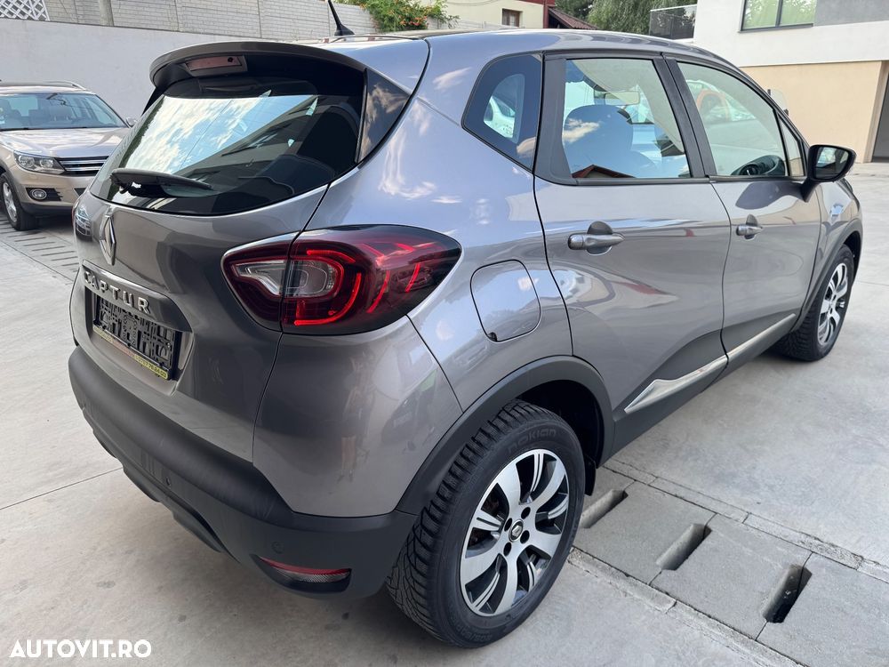 Renault Captur dCi EDC Intens - 4