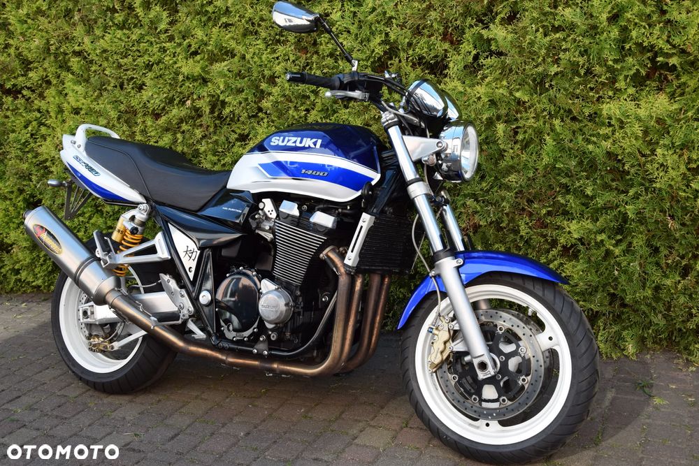 Suzuki GSX - 1