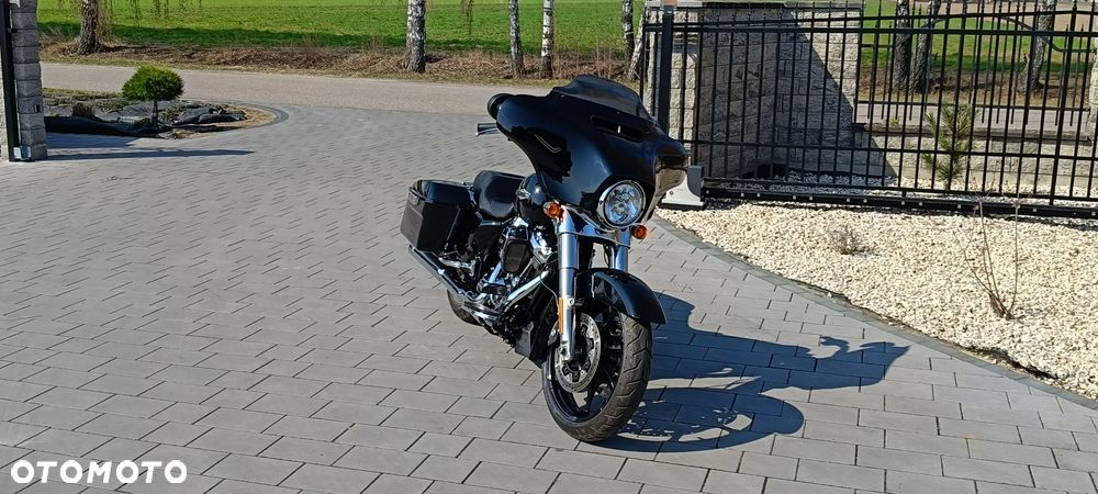 Harley-Davidson Touring Street Glide - 5