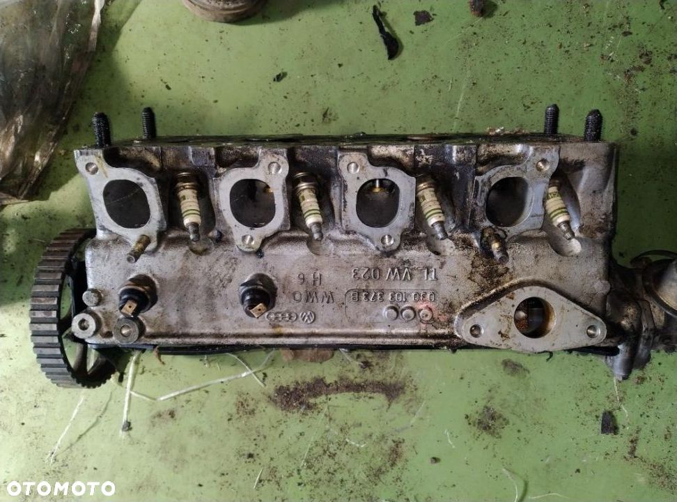 VW Golf 2 1,3 8v głowica 030103373 B - 1