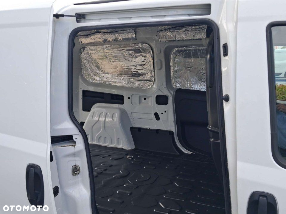 Fiat Doblo Cargo - 16