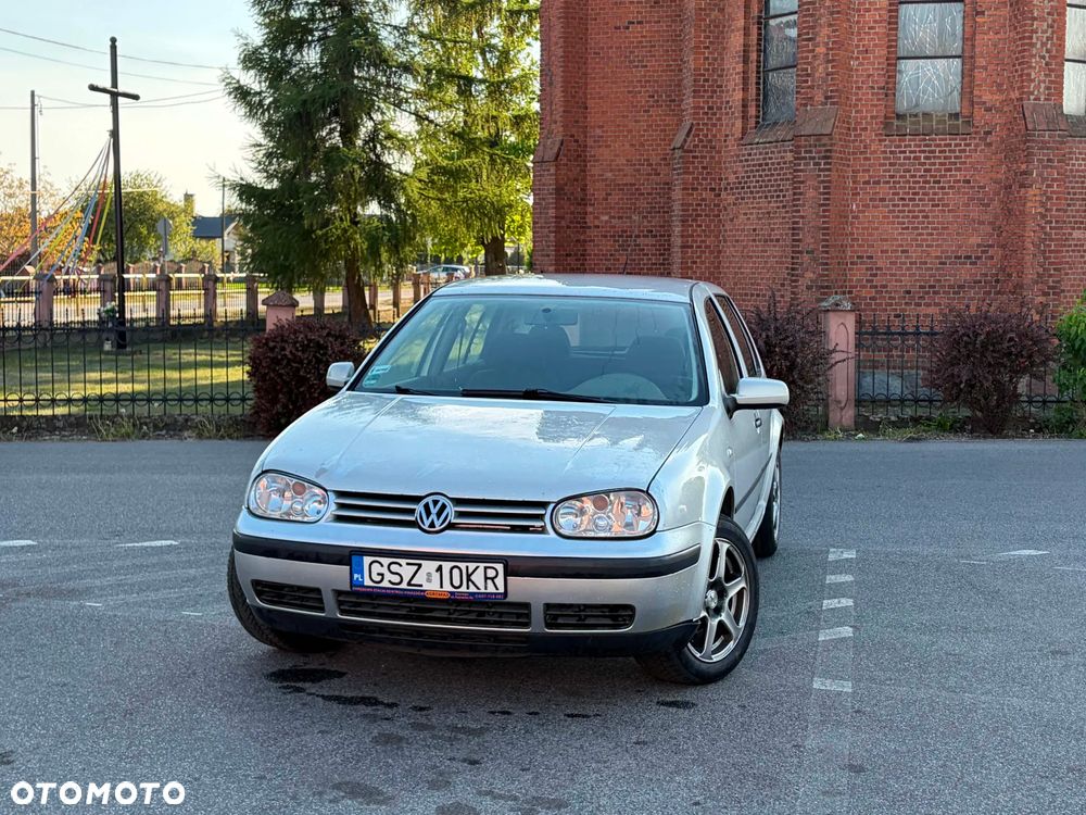 Volkswagen Golf 1.6 Basis - 3