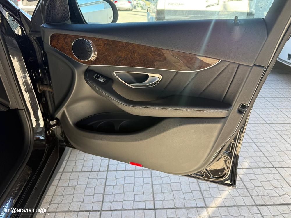 Mercedes-Benz GLC 250 d AMG Line 4-Matic - 23