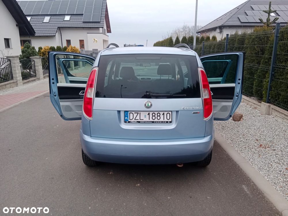 Skoda Roomster 1.6 16V Style PLUS EDITION - 11