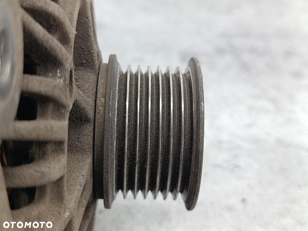 ALTERNATOR RENAULT MEGANE II 8200495294 TG11C049 2543342B  VALEO 1.9 DCI - 7