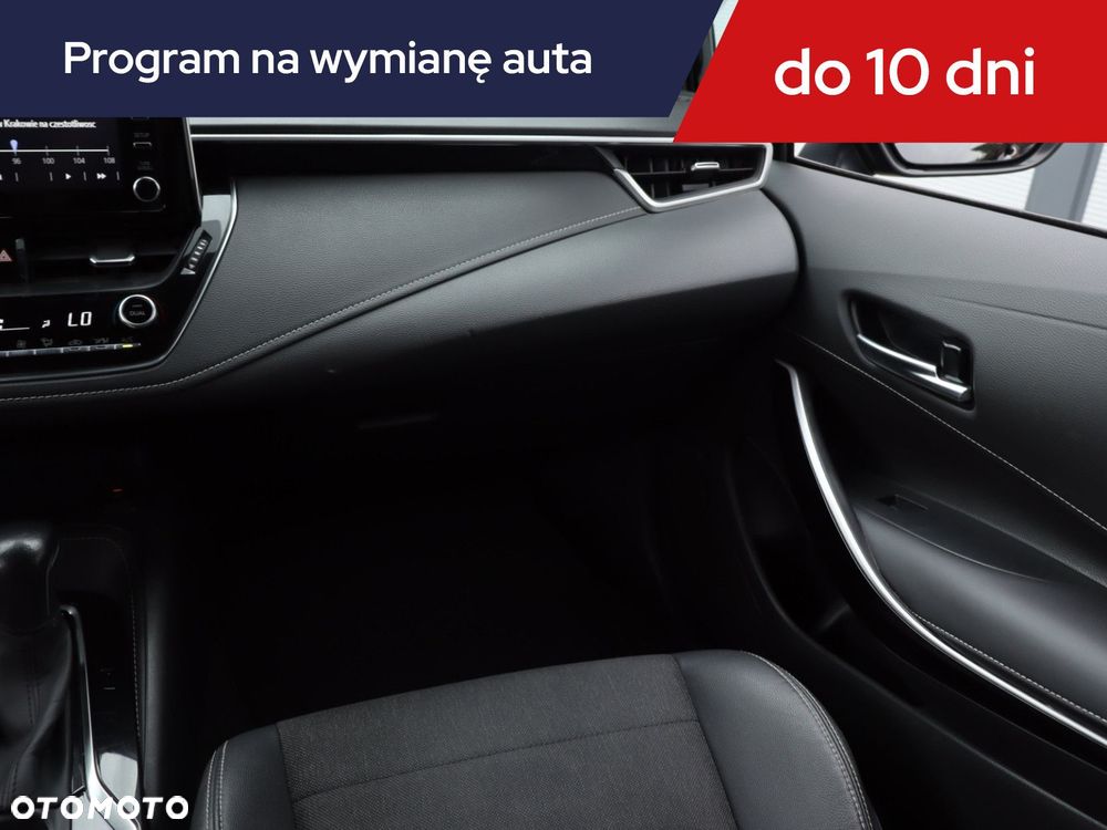 Toyota Corolla - 10
