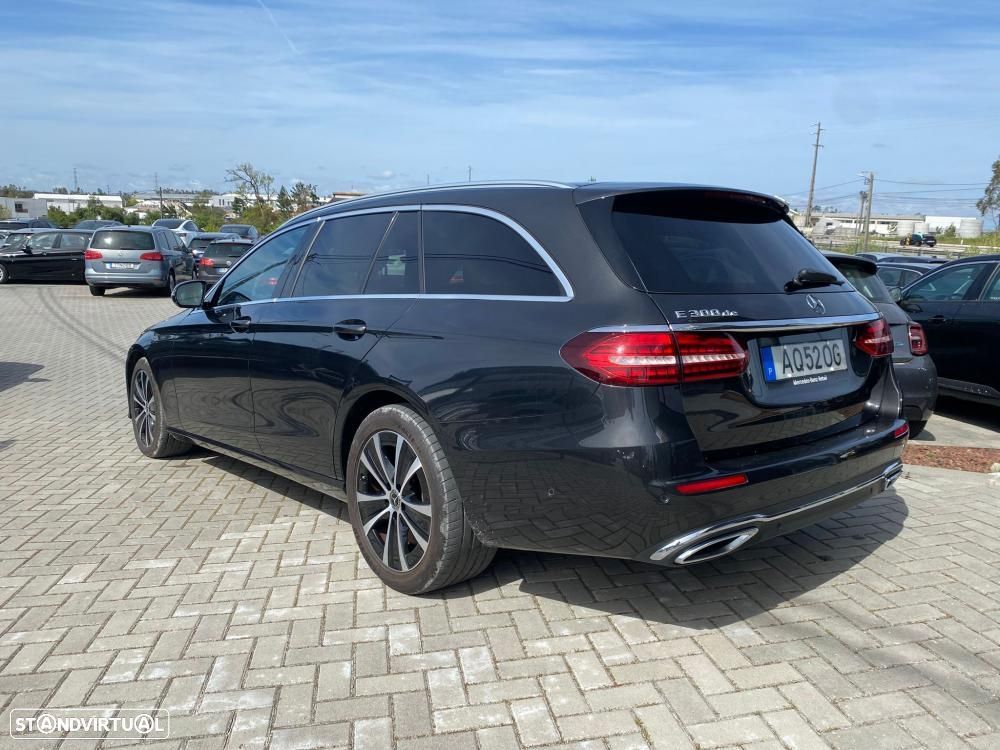 Mercedes-Benz E 300 - 4