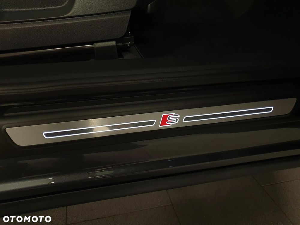Audi Q5 Sportback 40 TDI quattro S tronic S line - 30