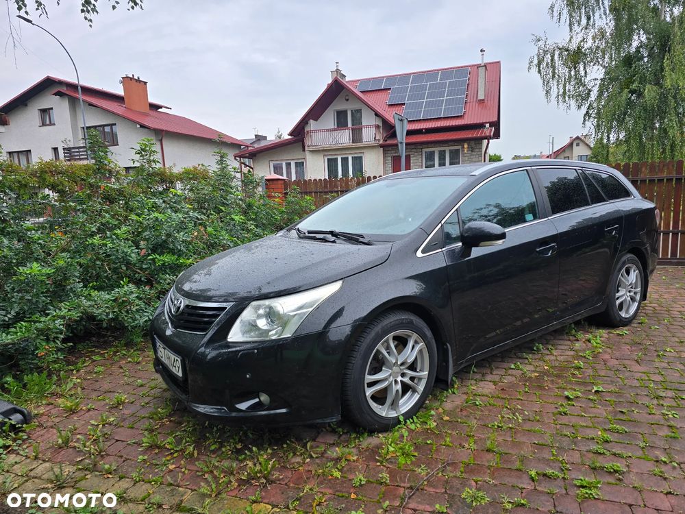 Toyota Avensis 2.2 D-4D Sol Plus - 1