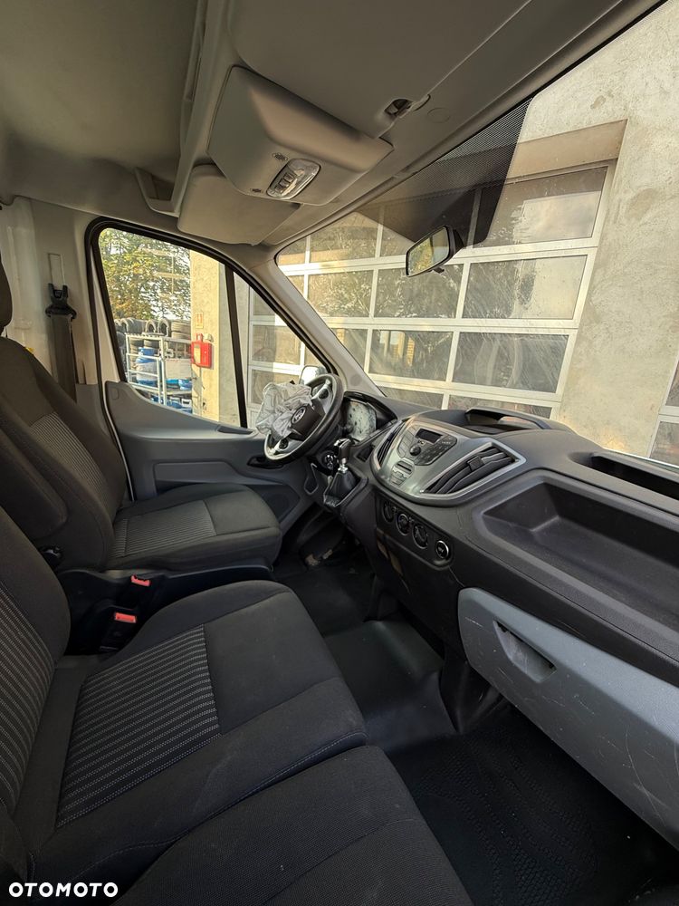 Ford Transit - 6