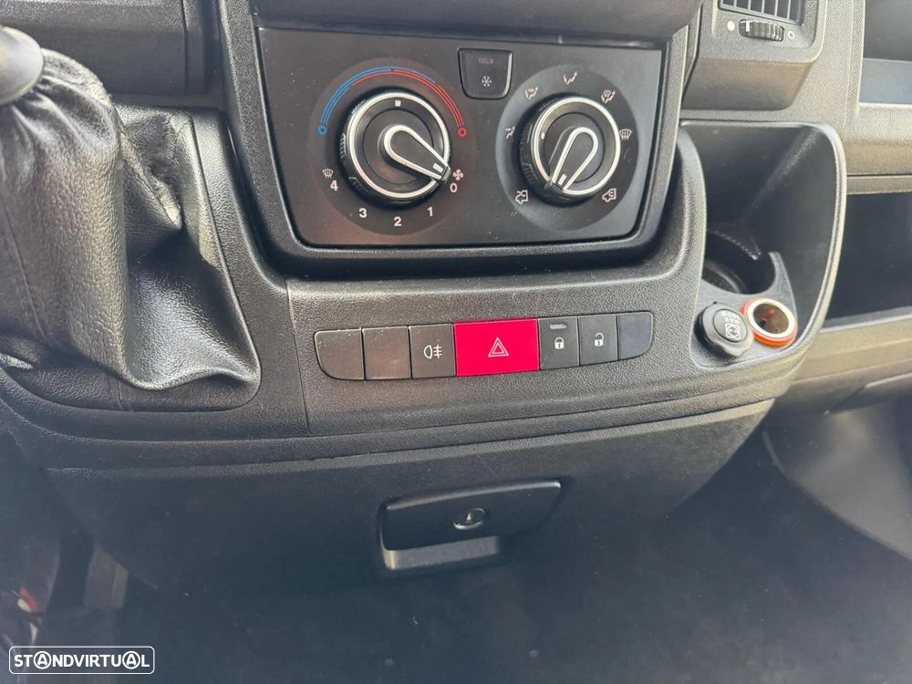 Citroën Jumper 2.2 HDi 33 L2H2 - 27