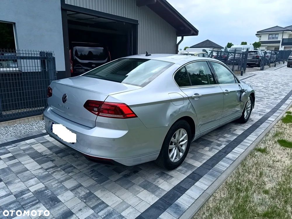 Volkswagen Passat 2.0 TDI EVO Business - 4