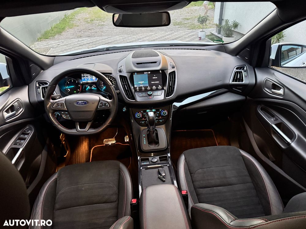 Ford Kuga 2.0 TDCi 4WD Powershift ST-Line - 5