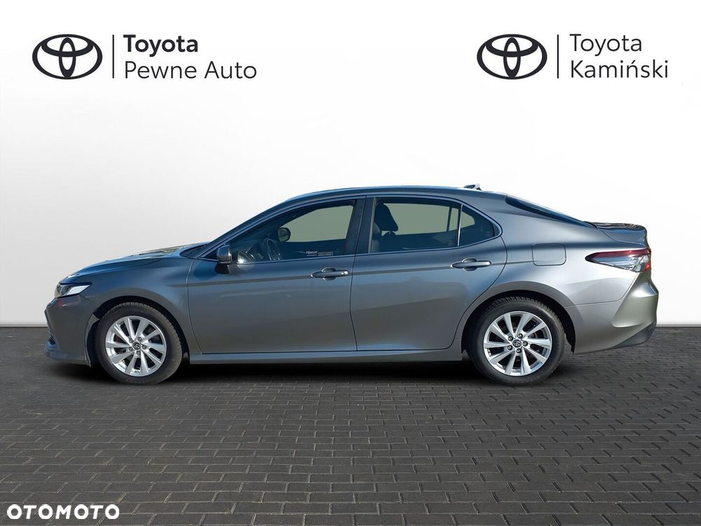 Toyota Camry 2.5 Hybrid Comfort CVT - 2
