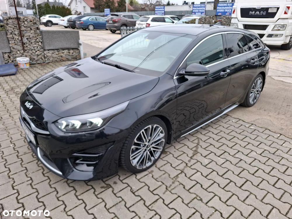Kia ProCeed - 1