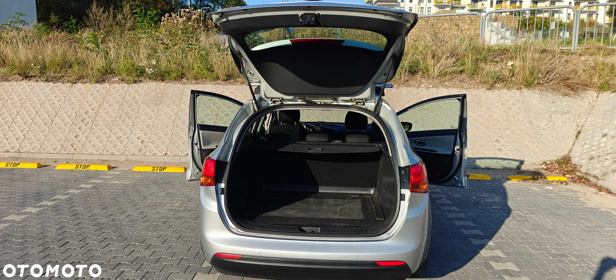 Kia Ceed - 8