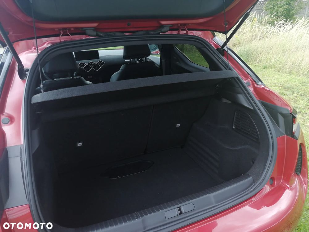 DS Automobiles DS 3 Crossback 1.2 PureTech Performance Line + - 5