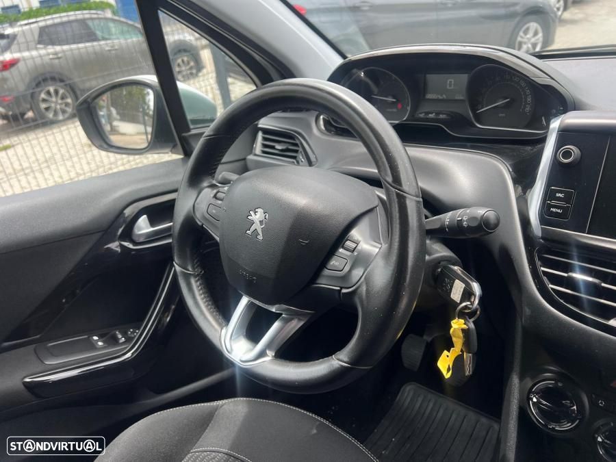 Peugeot 208 1.6 BlueHDi Style - 5