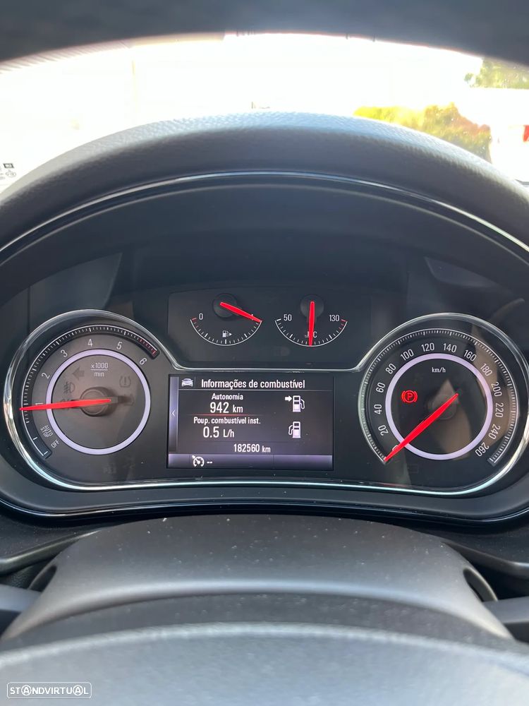 Opel Insignia Sports Tourer 2.0 CDTi Executive S/S - 24