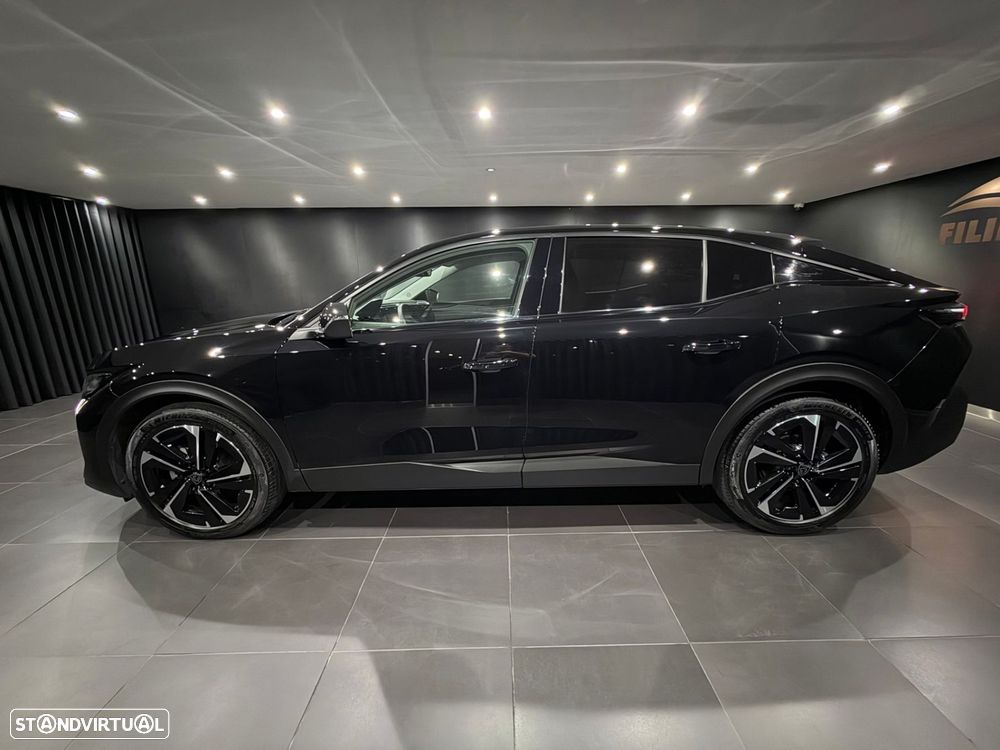 Peugeot 408 2025 photo 4