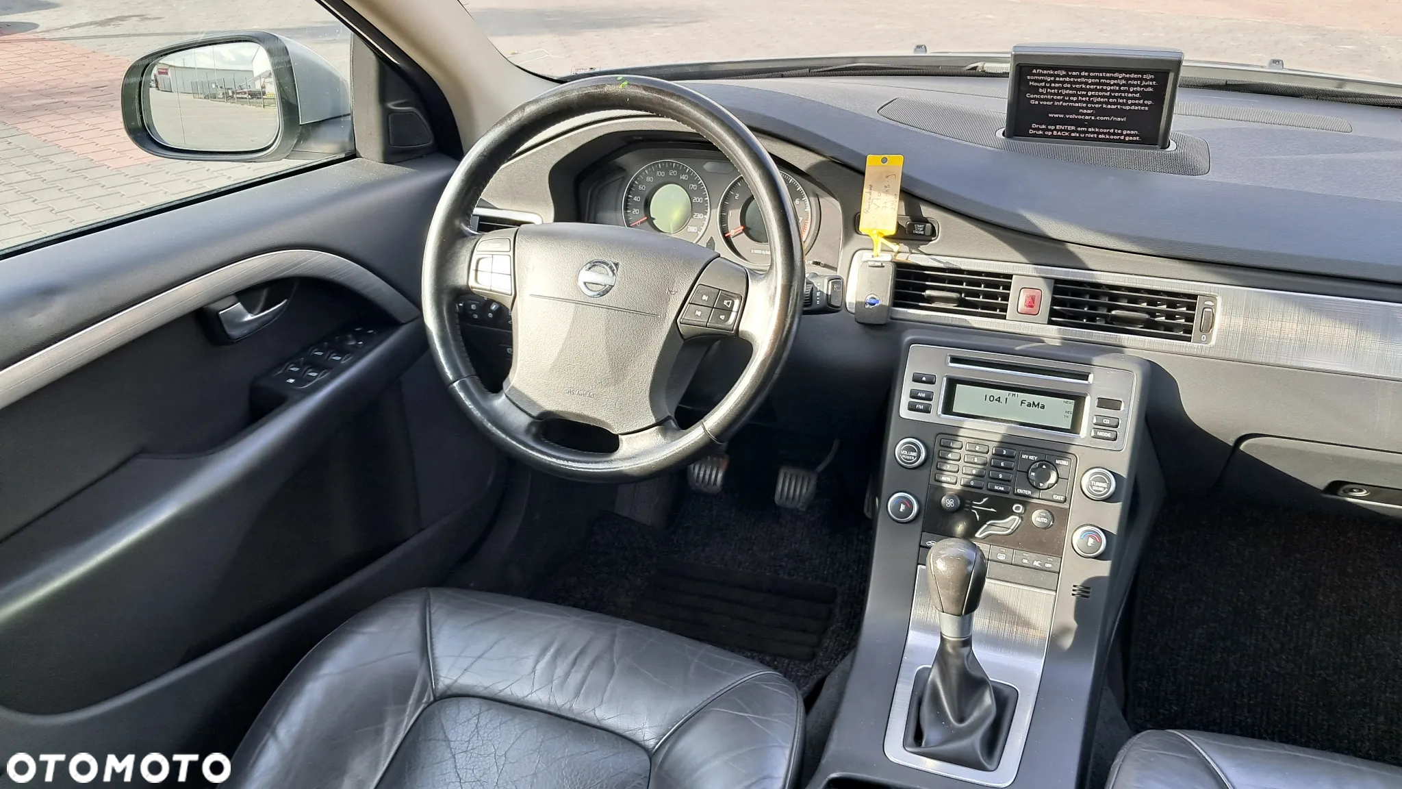 Volvo V70 2.0 Momentum - 6